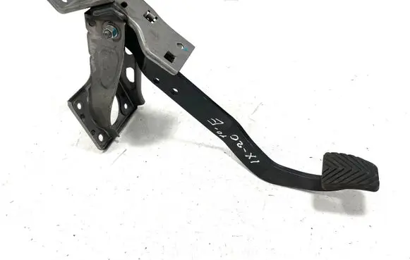 Clutch pedal