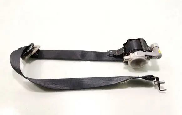 Mazda 5 Front seatbelt T89335T