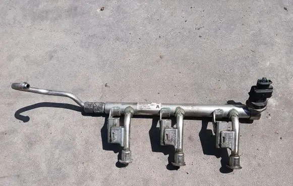 Ford Fiesta Fuel main line pipe 0261545039