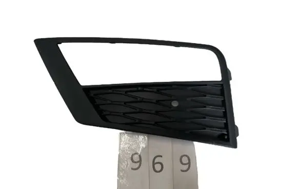 Seat Ateca Front bumper lower grill 575853665C