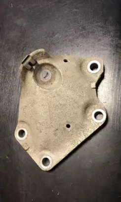 BMW 5 E60 E61 Engine mounting bracket 6776669
