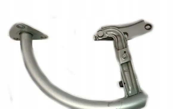 Volkswagen PASSAT B6 Tailgate/trunk/boot hinge 3C5827301B