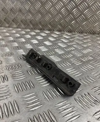 Audi A7 S7 4G Rear bumper mounting bracket 4G8807890
