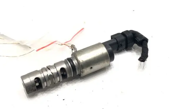 Skoda Octavia Mk3 (5E) Camshaft position sensor 04E906455D