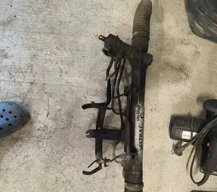 Opel Vectra C Steering rack 