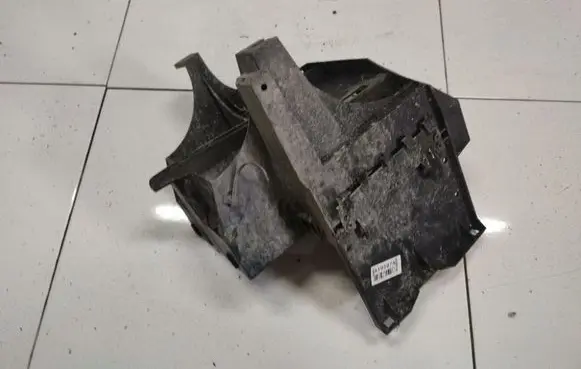 Battery box tray