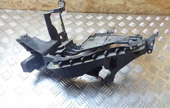 Audi A4 S4 B8 8K Headlight/headlamp mounting bracket 1301073053