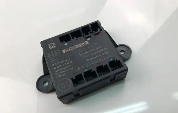Mercedes-Benz C W204 Other control units/modules A2129004006