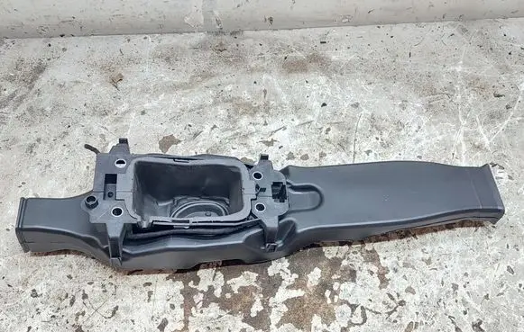 Skoda Octavia Mk4 Gear shifter surround trim plastic 5E8857509 159945