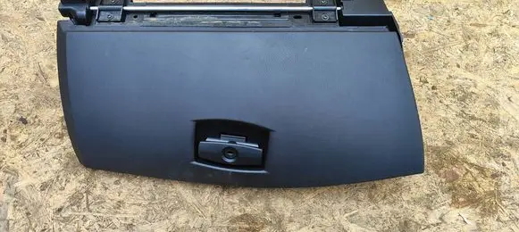 BMW 5 E60 E61 Glove box 7034080 158234