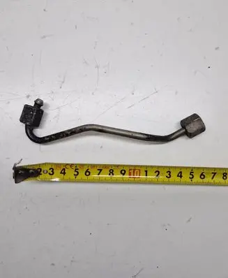 Mercedes-Benz C W204 Fuel injector supply line/pipe 