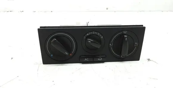 Volkswagen Polo III 6N 6N2 6NF Climate control unit 1J0820045F