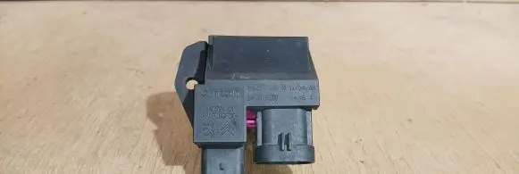 Peugeot 508 Coolant fan relay 9662872380 34F30100200 98372A01