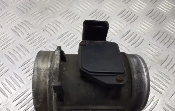 Audi A6 S6 C5 4B Mass air flow meter 059906461G