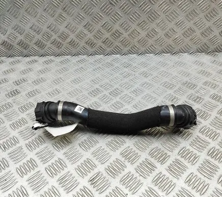 BMW X5 G05 Engine coolant pipe/hose 8596053
