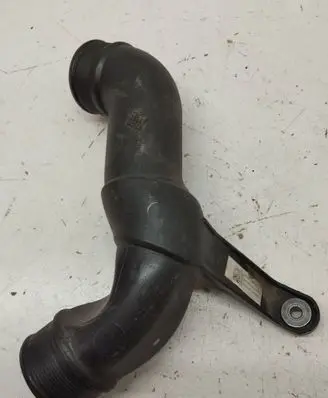 Audi Q3 8U Intercooler hose/pipe 5N0145762BA 1516293C
