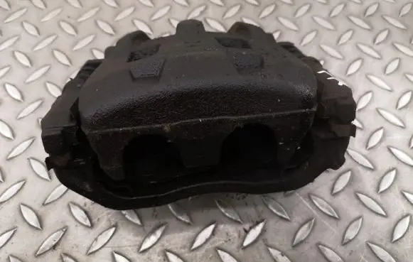 Subaru Outback (BS) Front brake caliper