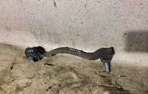 Mercedes-Benz E W212 Front lower control arm/wishbone 21203