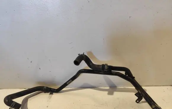 Volkswagen Touareg I Engine coolant pipe/hose 7l6121070d 7L6121065B