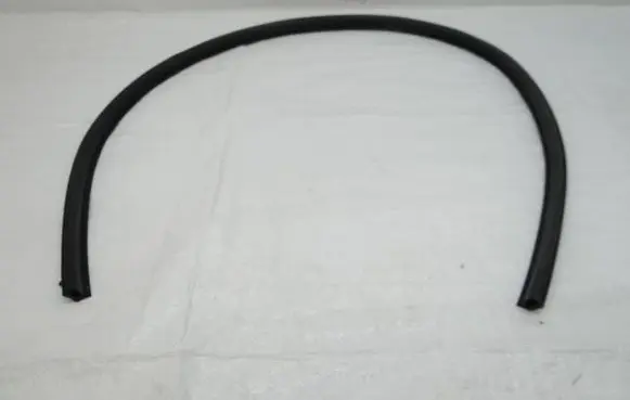 Citroen C4 Aircross Wiper trim