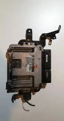 Hyundai Veloster Engine control unit/module ECU