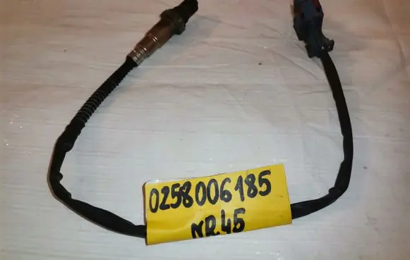 Peugeot 1007 Lambda probe sensor 0258006185
