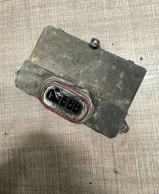 Mercedes-Benz E W211 Headlight ballast module Xenon 15dv008