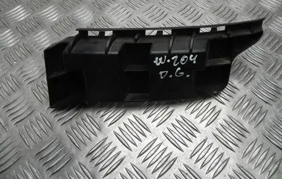 Mercedes-Benz C AMG W204 Front bumper mounting bracket A2048800603 I11299