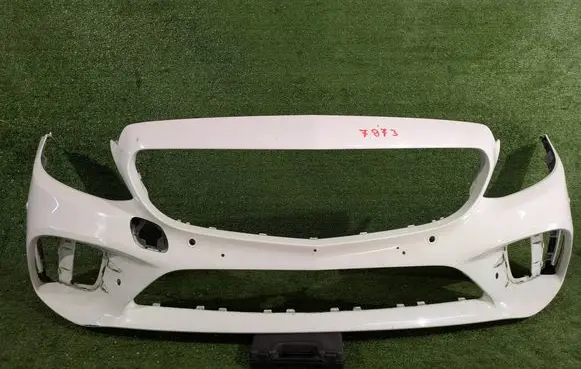 Mercedes-Benz C W205 Front bumper 