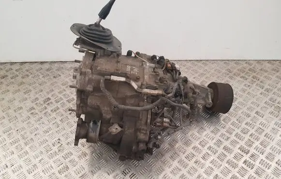 Gearbox transfer box case