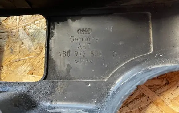 Audi A6 S6 C5 4B Other engine bay part 4B0972807B