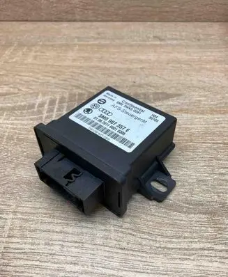 Volkswagen PASSAT B7 Light module LCM 5M0907357E 5WK50281 Used