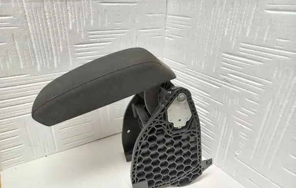 Skoda Octavia Mk2 (1Z) Armrest 1Z0864207C