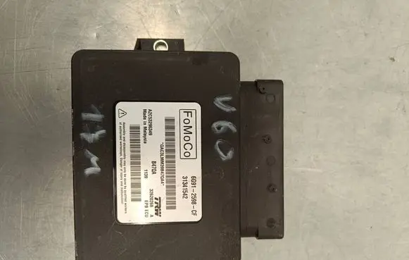 Volvo V60 Hand brake control module 6G912598CF 31341542 A2C53296349