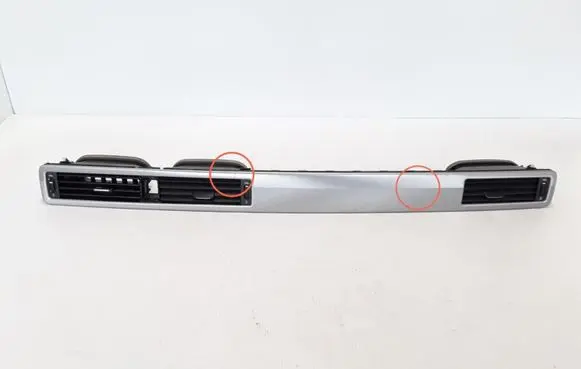 Volvo V70 Dash center air vent grill 30715143
