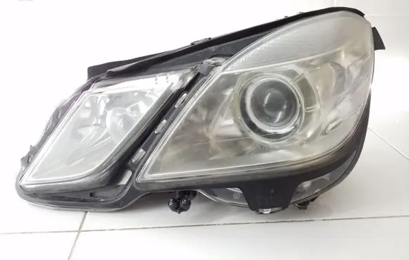 Mercedes-Benz E W212 Headlight/headlamp A2128205761
