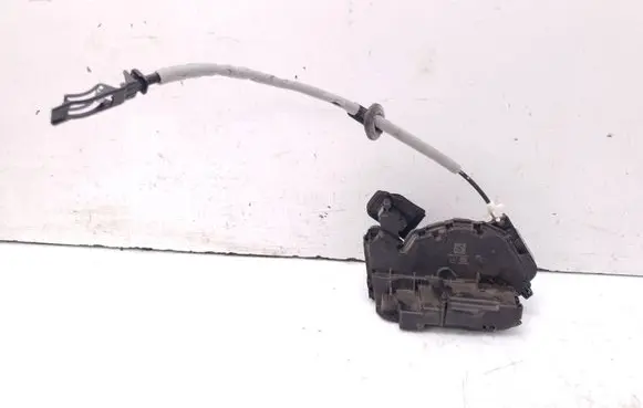 Volkswagen Touran III Front door lock 5TB837016A