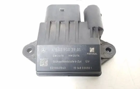 Glow plug pre-heat relay