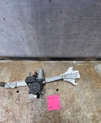 Ford Mondeo Mk III Rear door window regulator with motor 0130821773