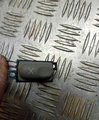 Renault Scenic I Other switches/knobs/shifts 7700433117