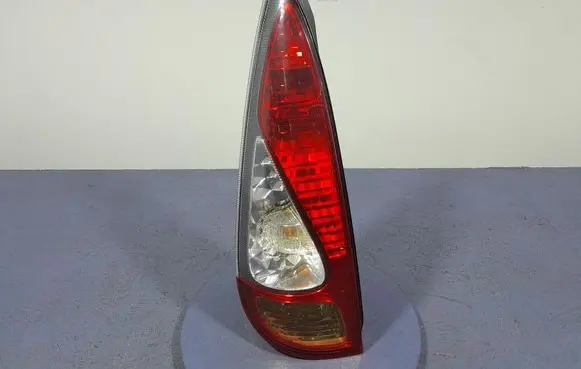 Toyota Yaris Verso Rear/tail lights 52-091