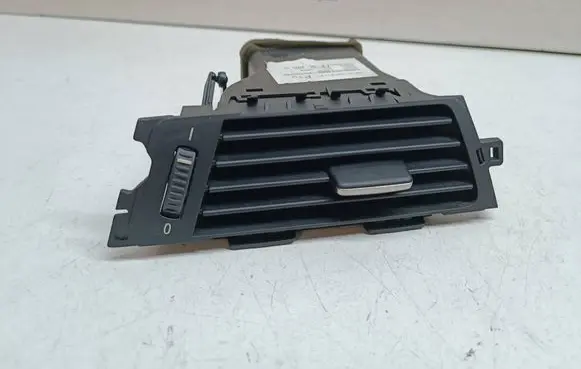 BMW 3 E92 E93 Dashboard side air vent grill/cover trim 9130465 64229130465