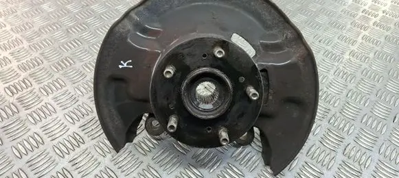 Honda CR-V Front wheel hub spindle knuckle 