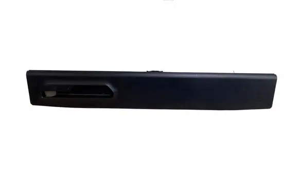 BMW 3 E46 Glove box lid/cover 8236838