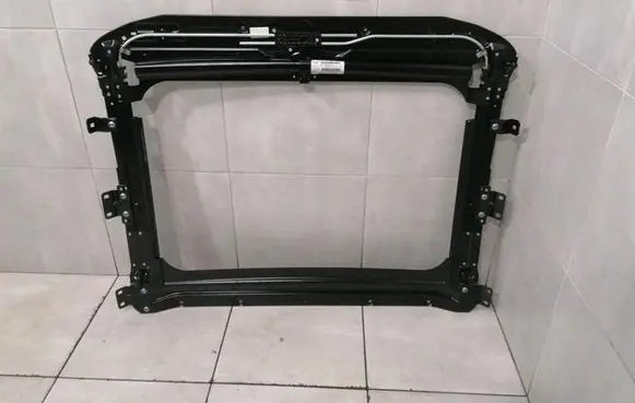 Audi RS5 Sunroof frame 8T0877041B