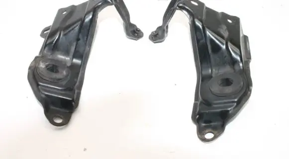 Honda CR-V Radiator support slam panel bracket 