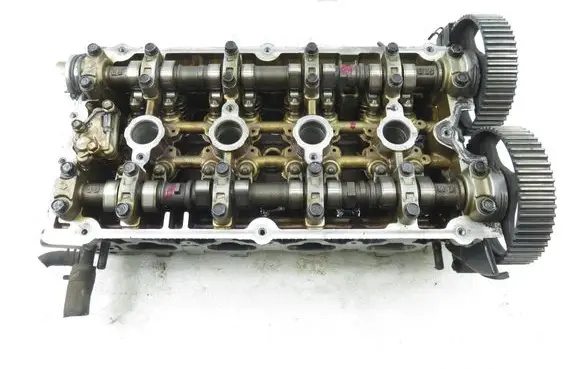 Hyundai Santa Fe Engine head