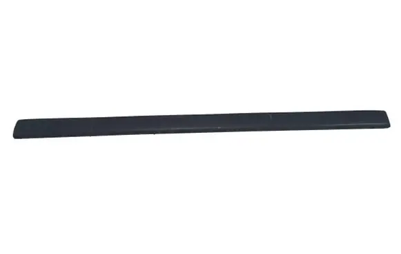 Ford Escort Front door trim (molding) 1046415