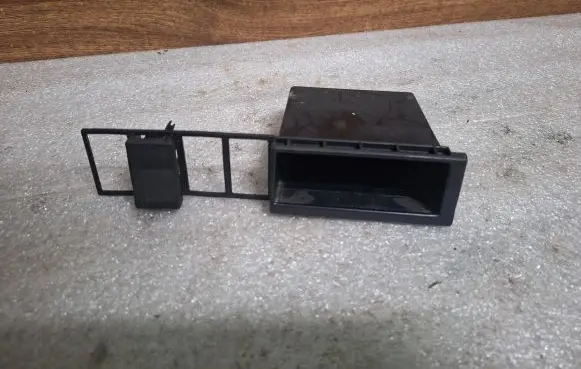 Audi 80 90 S2 B4 Dashboard storage box/compartment 893941561B