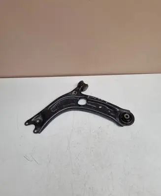 Skoda Superb B8 (3V) Front lower control arm/wishbone 3Q0407153B